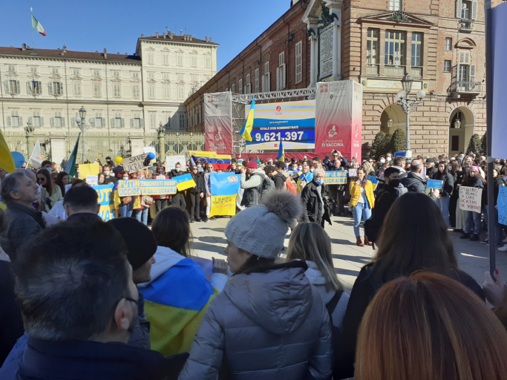 Torino in piazza per la Pace in Ucraina